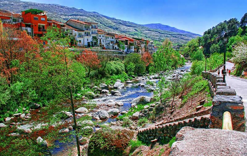 Apartamentos Valle Del Jerte El Huerto Del Cura Кабесуела дел Вале Екстериор снимка